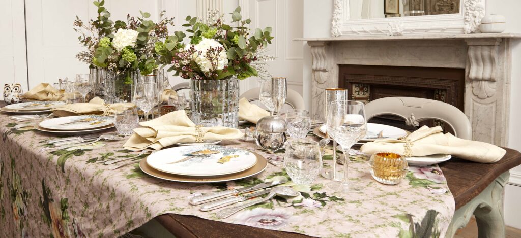 Perfect Spring-Summer Tablescape