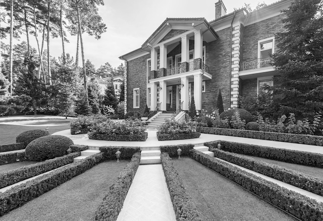Large Estate Home In Austin, Texas